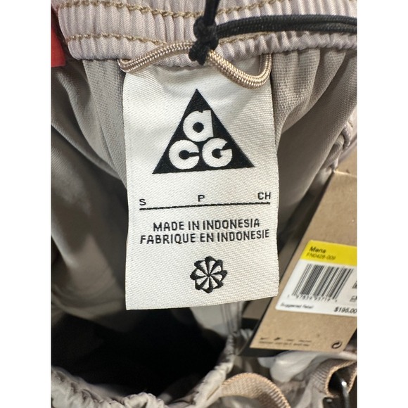 Nike ACG Smith‎ Summit Convertible Cargo Pants Beige Mens Size S - Picture 16 of 16